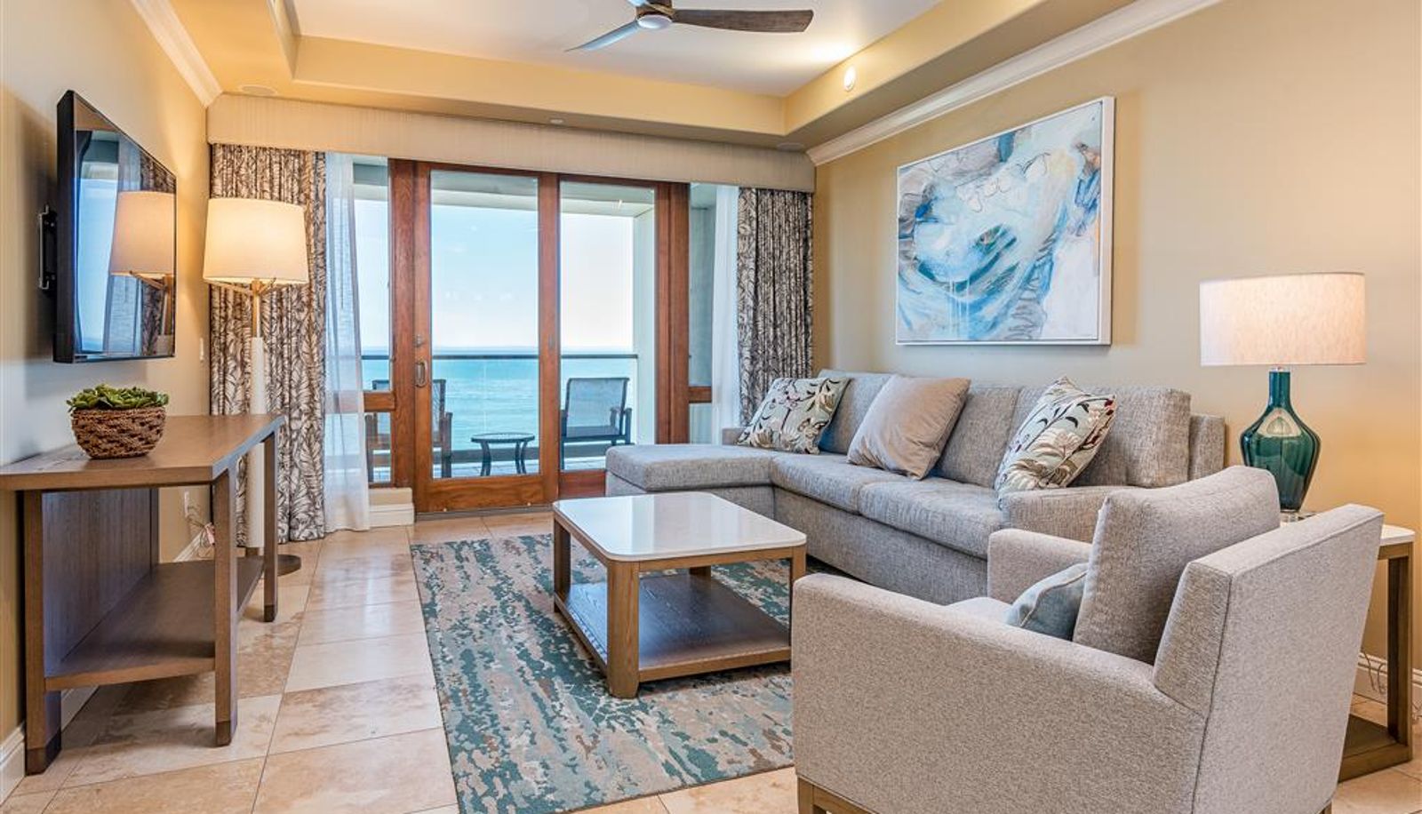 Suite - Dolphin Bay Resort and Spa