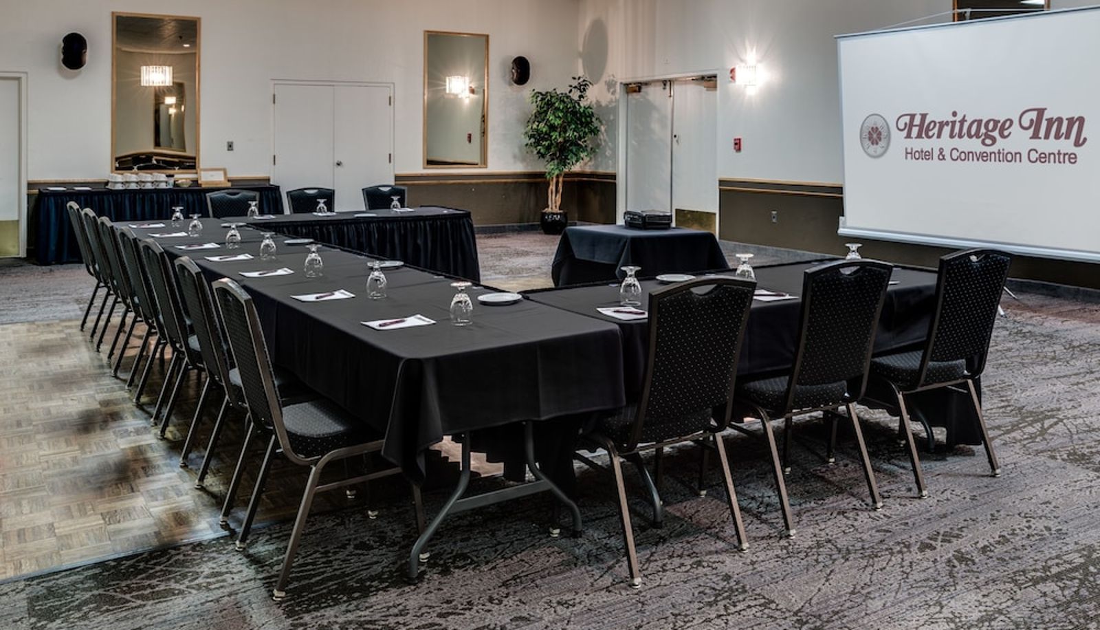 Sala de reuniones - Heritage Inn Pincher Creek