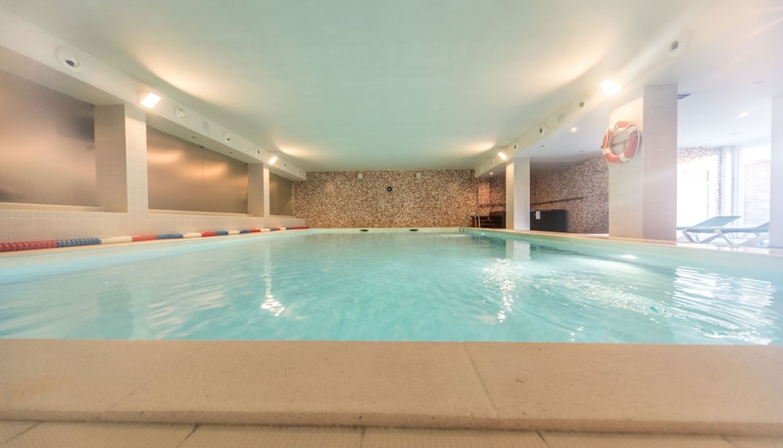 Pool - Hotel Lusitania