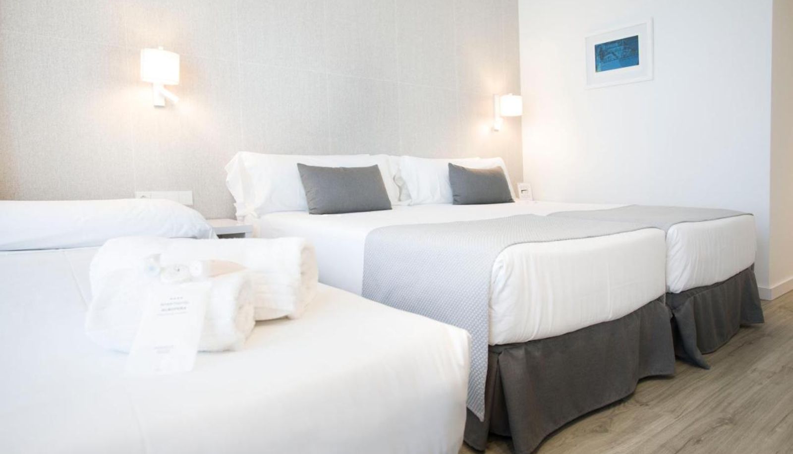 Info - HOTEL ALBUFERA Hotel