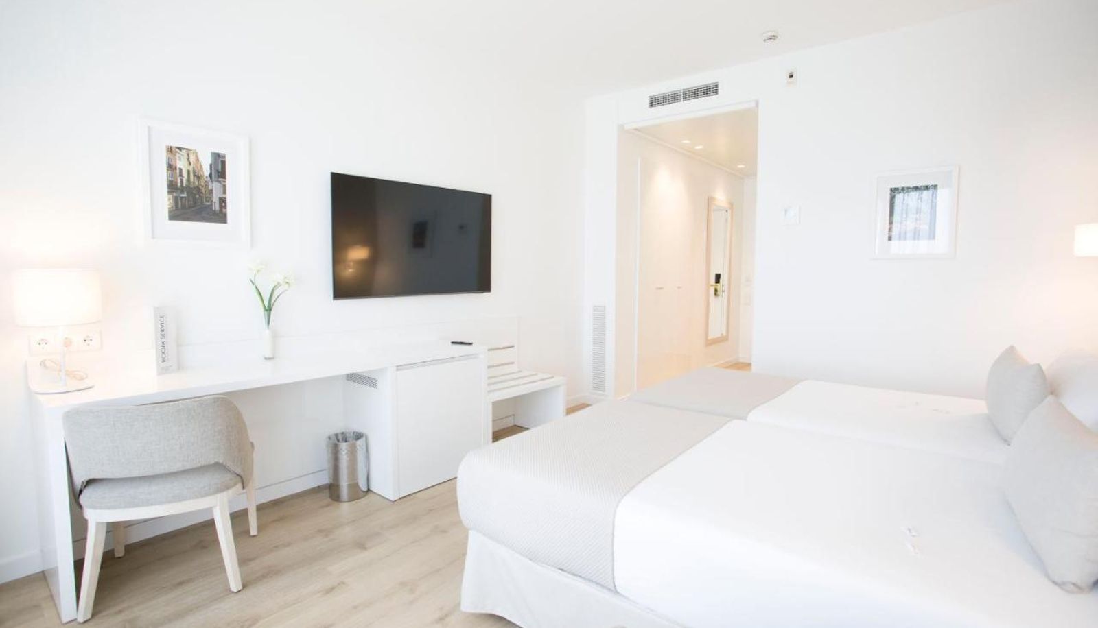 Info - HOTEL ALBUFERA Hotel