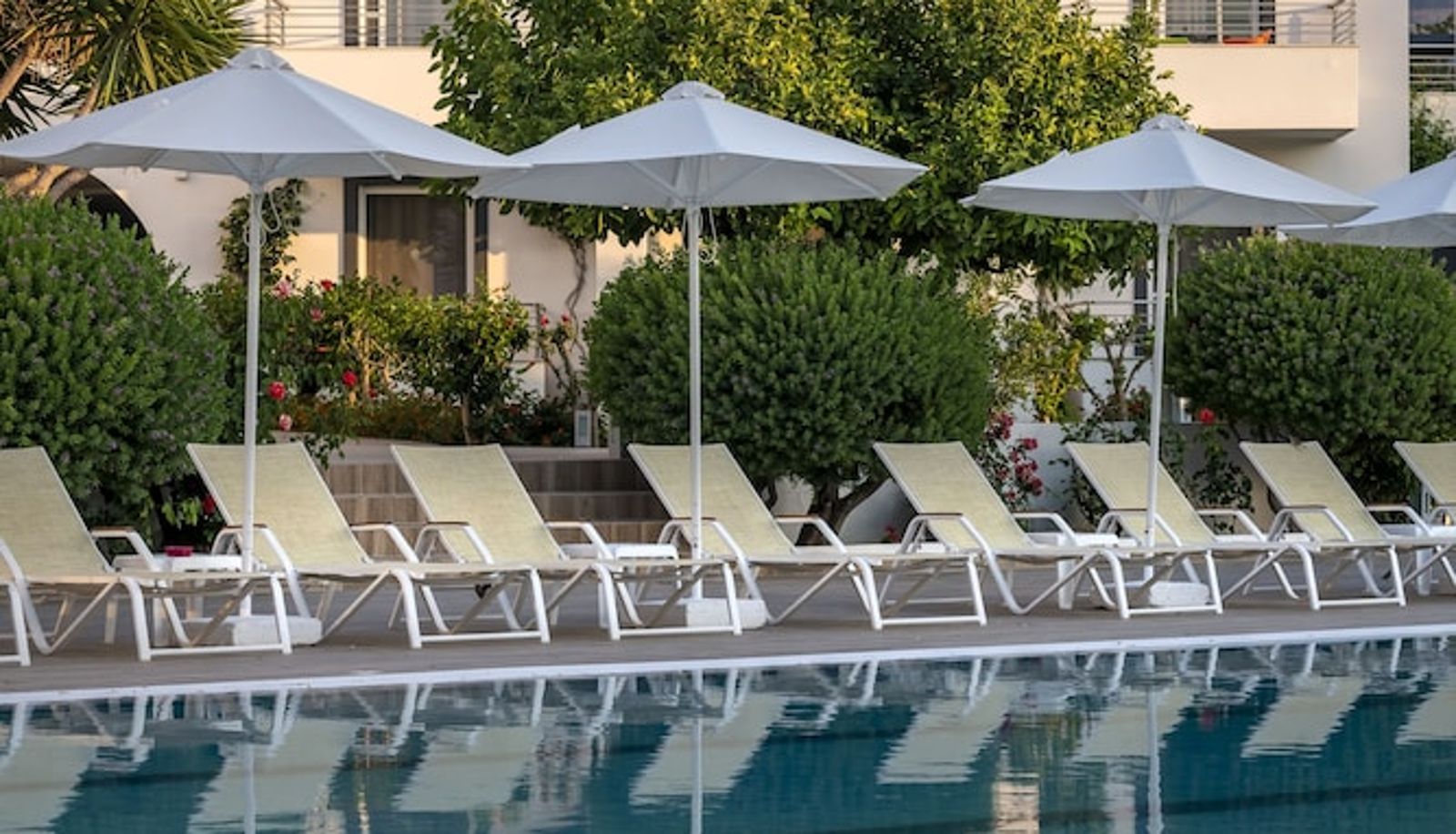 Pool - Alexandra Beach Hotel