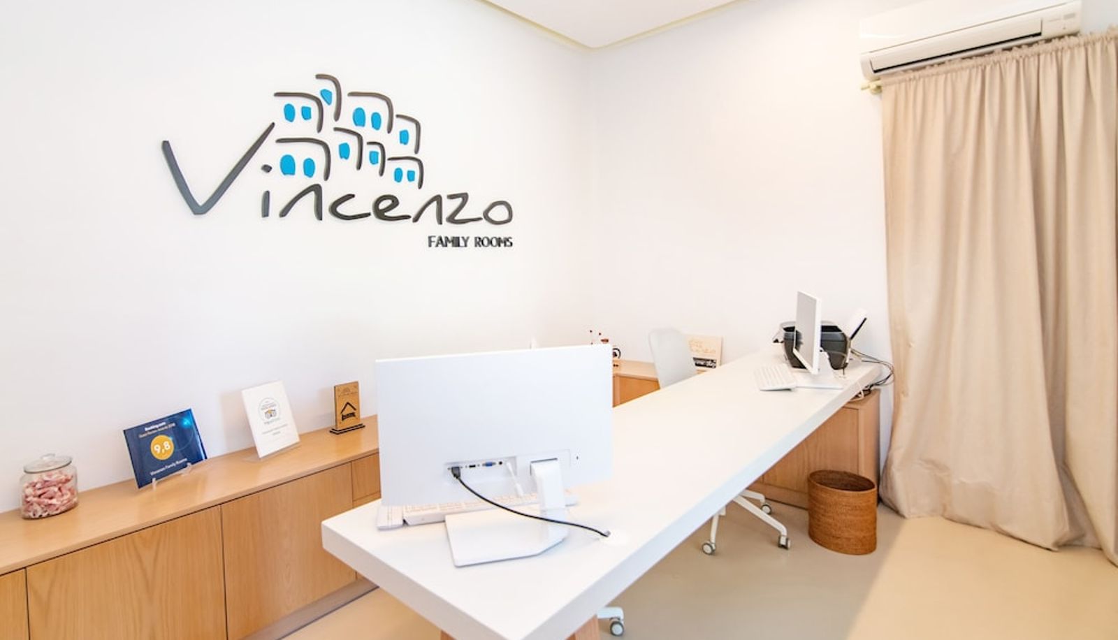 Recepcja - Vincenzo Family Hotel