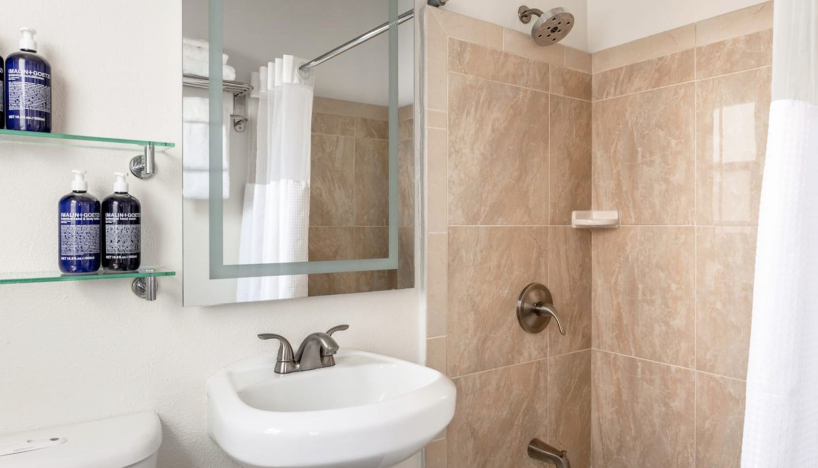 Kamer - Leland Hotel