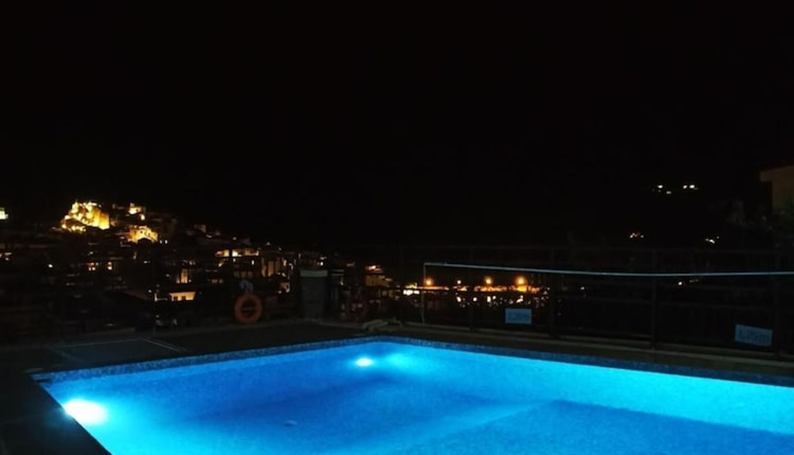 Pool - Denise Hotel