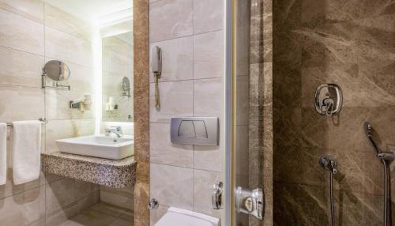 Tripla - Elite Hotel Dragos