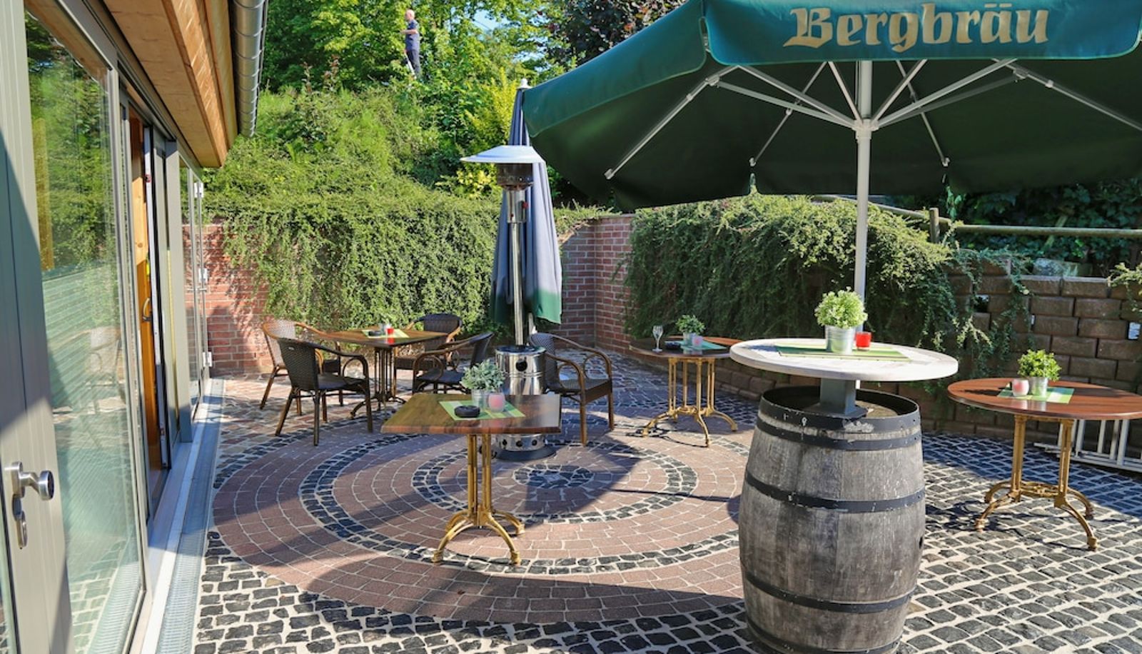 Info - Landgasthaus Zur Linde Landgasthaus