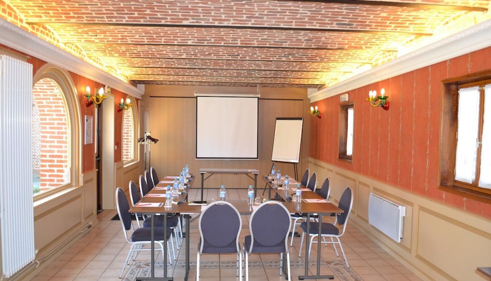 Sala na spotkanie - Le Domaine des Cigognes