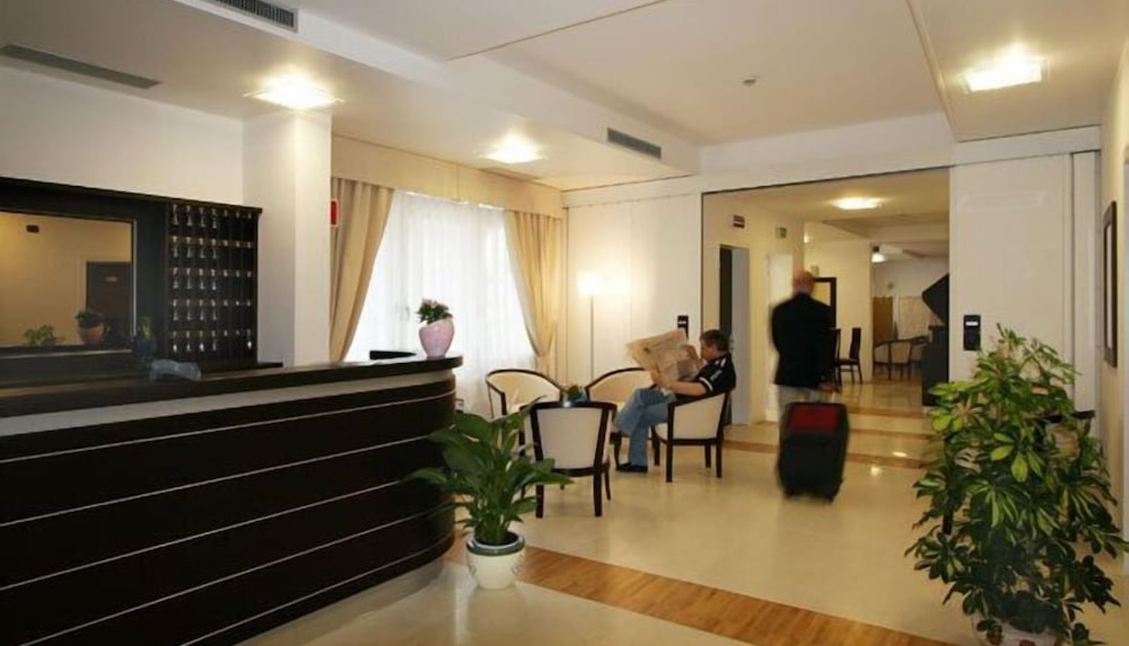 Hall - Hotel Mary