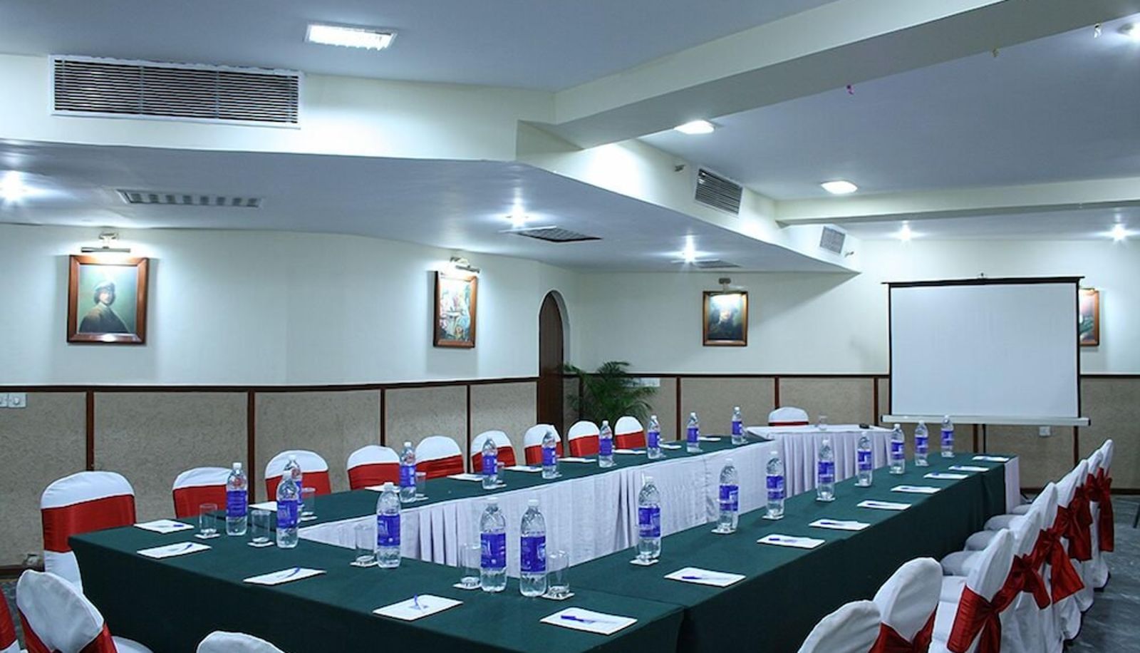 Meetingzimmer - Amrutha Castle