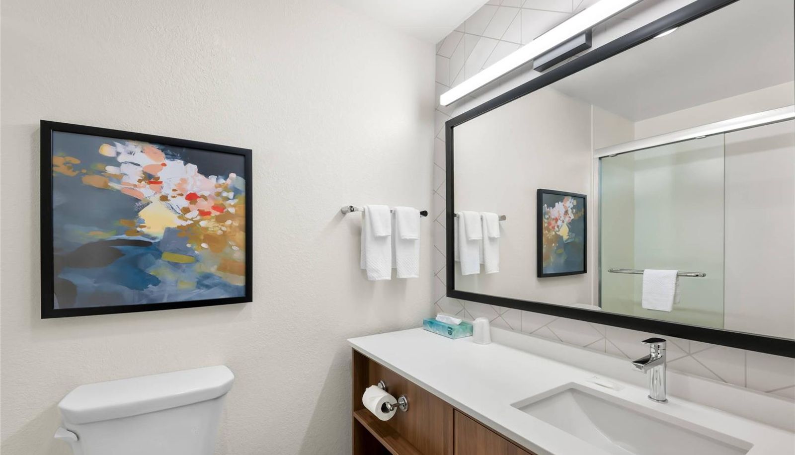 Room - Everhome Suites Portsmouth - Newington