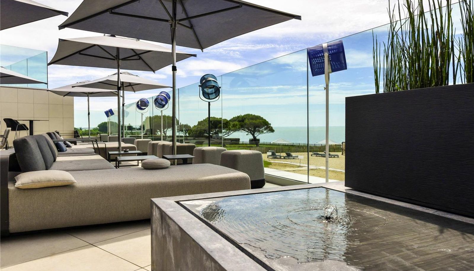 Bar - La Grande Terrasse Hotel & Spa La Rochelle - MGallery Collection