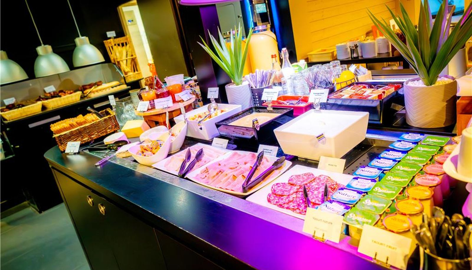 Restaurant - CAMPANILE PONTARLIER