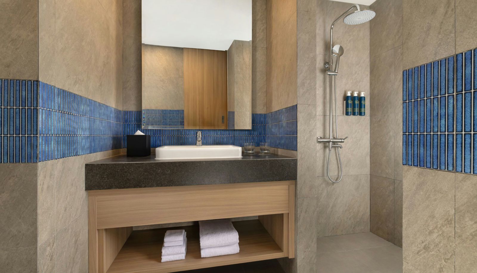 Room - Four Points by Sheraton Pontianak