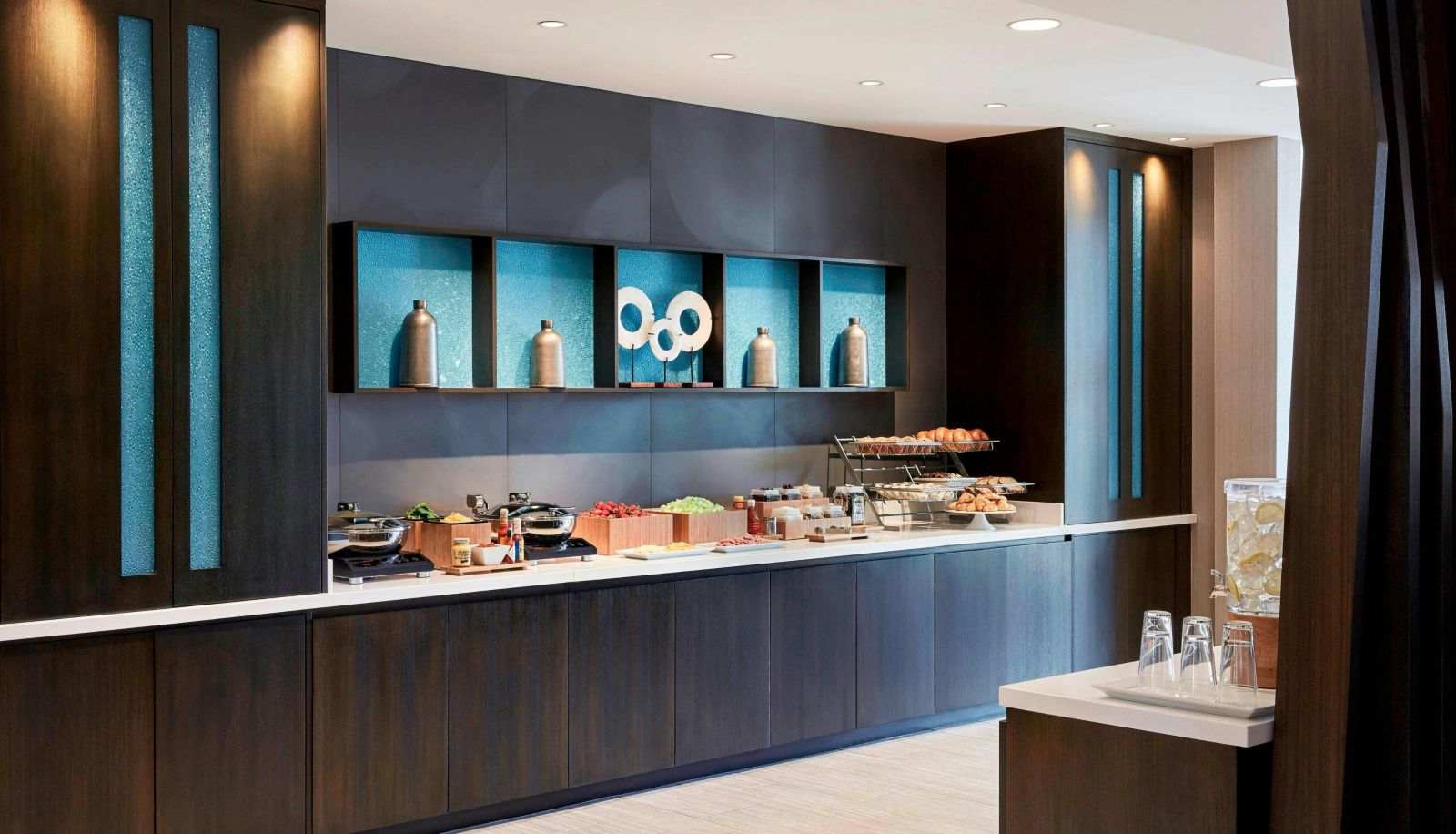 Restaurant - SpringHill Suites by Marriott High Point Downtown