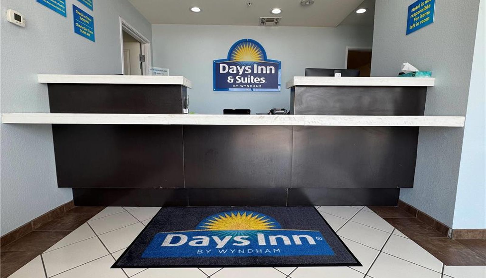 Hall - Days Inn & Suites by Wyndham Colorado City/I-20