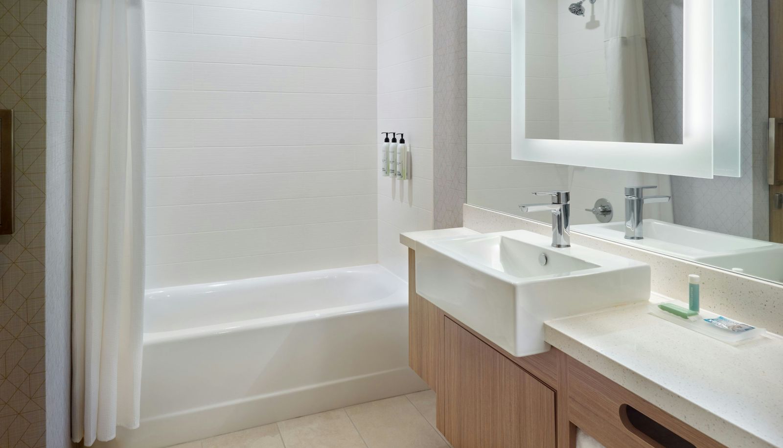 Zimmer - SpringHill Suites by Marriott Locust Grove