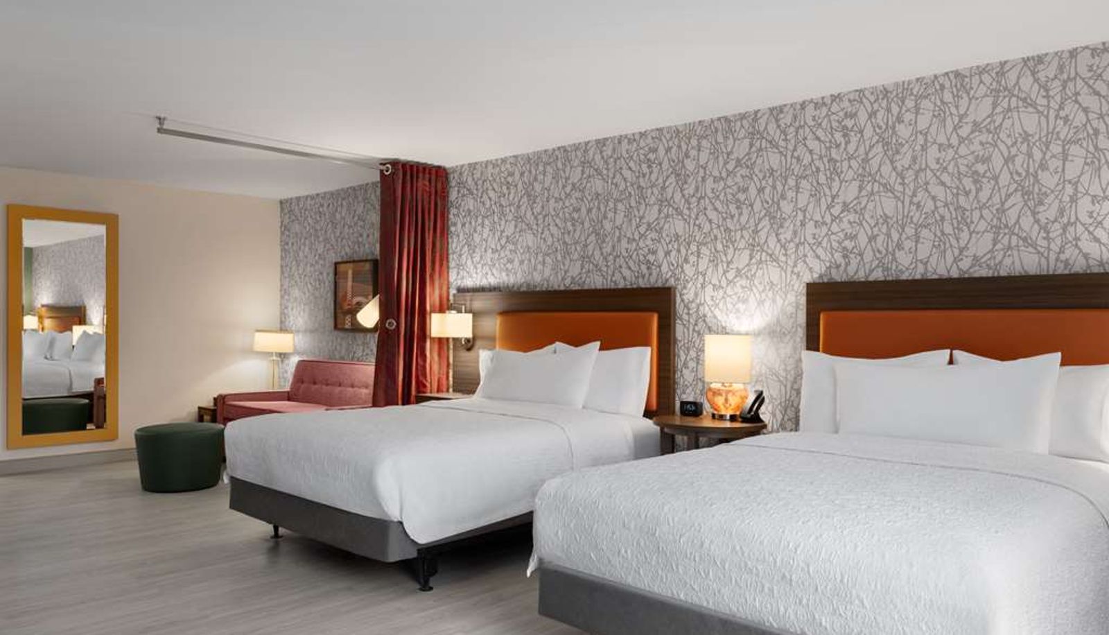 Zimmer - Home2 Suites by Hilton Brownsburg