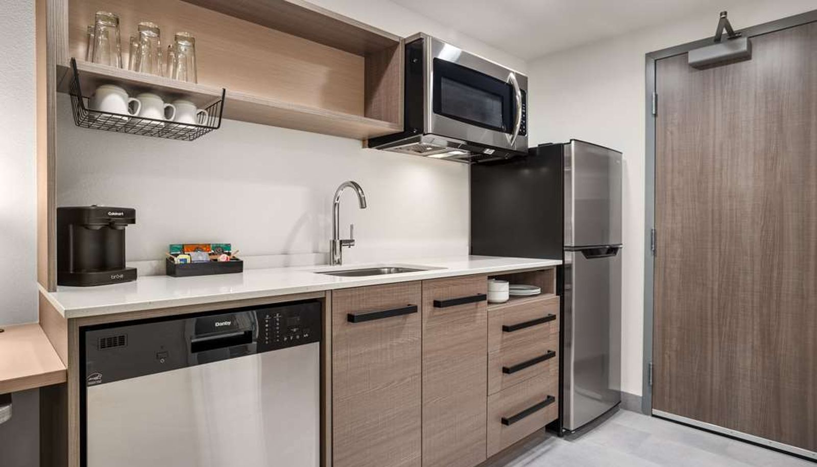 Zimmer - Home2 Suites by Hilton Indianapolis North at Intech Park