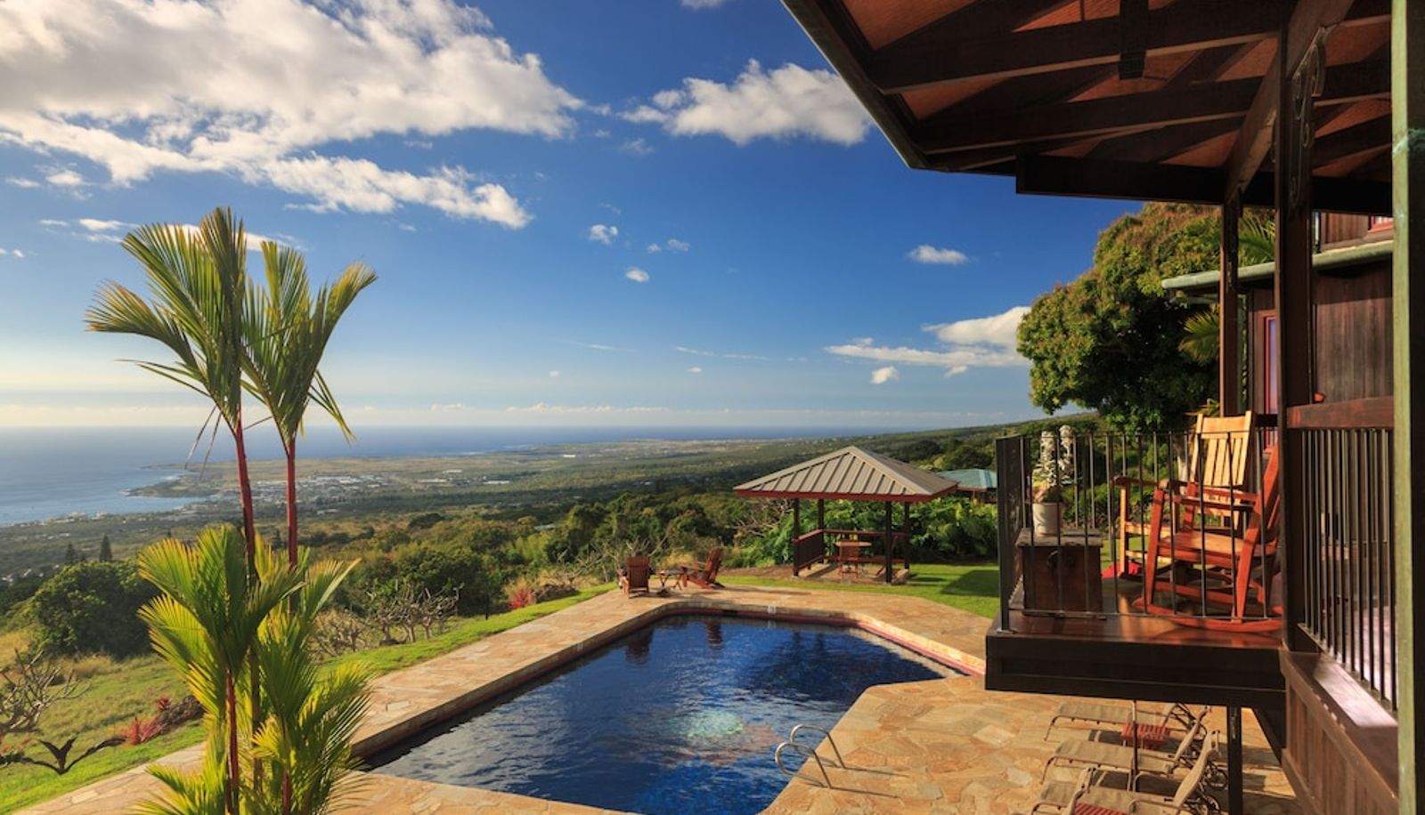 Pool - Holualoa Inn