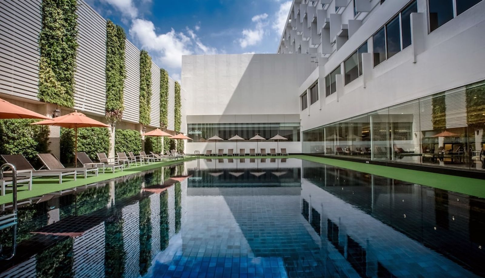 Pool - Mandarin Hotel Managed by Centre Point