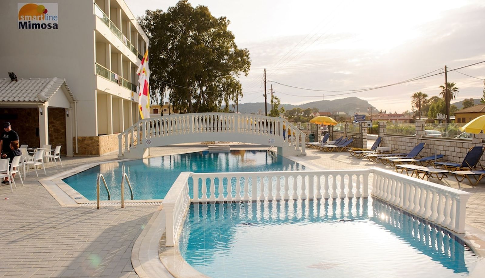 Zwembad - Hotel Mimosa