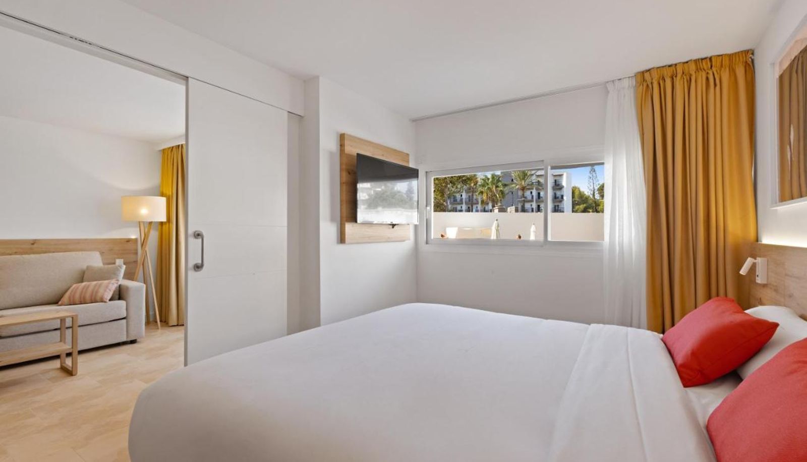 Info - PALMANOVA BEACH APARTMENTS BY TRH