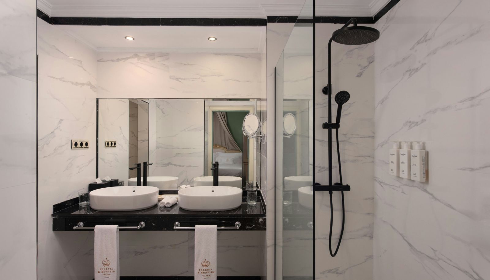 Kamer - Eugenia de Montijo Autograph Collection