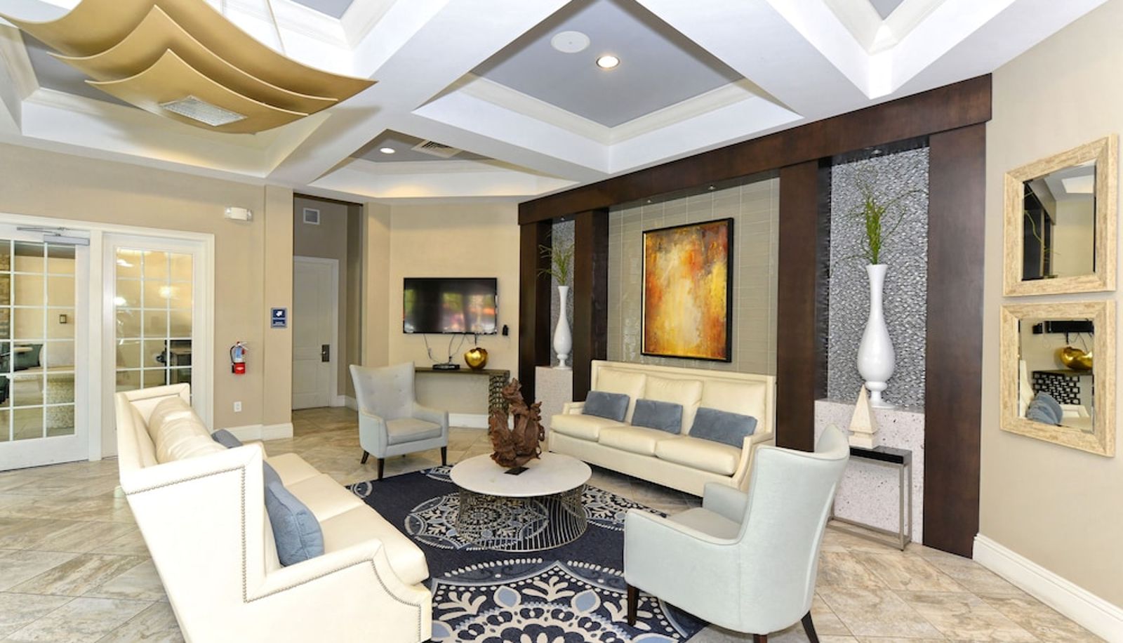 Lobby - Villatel Village at Solterra Resort