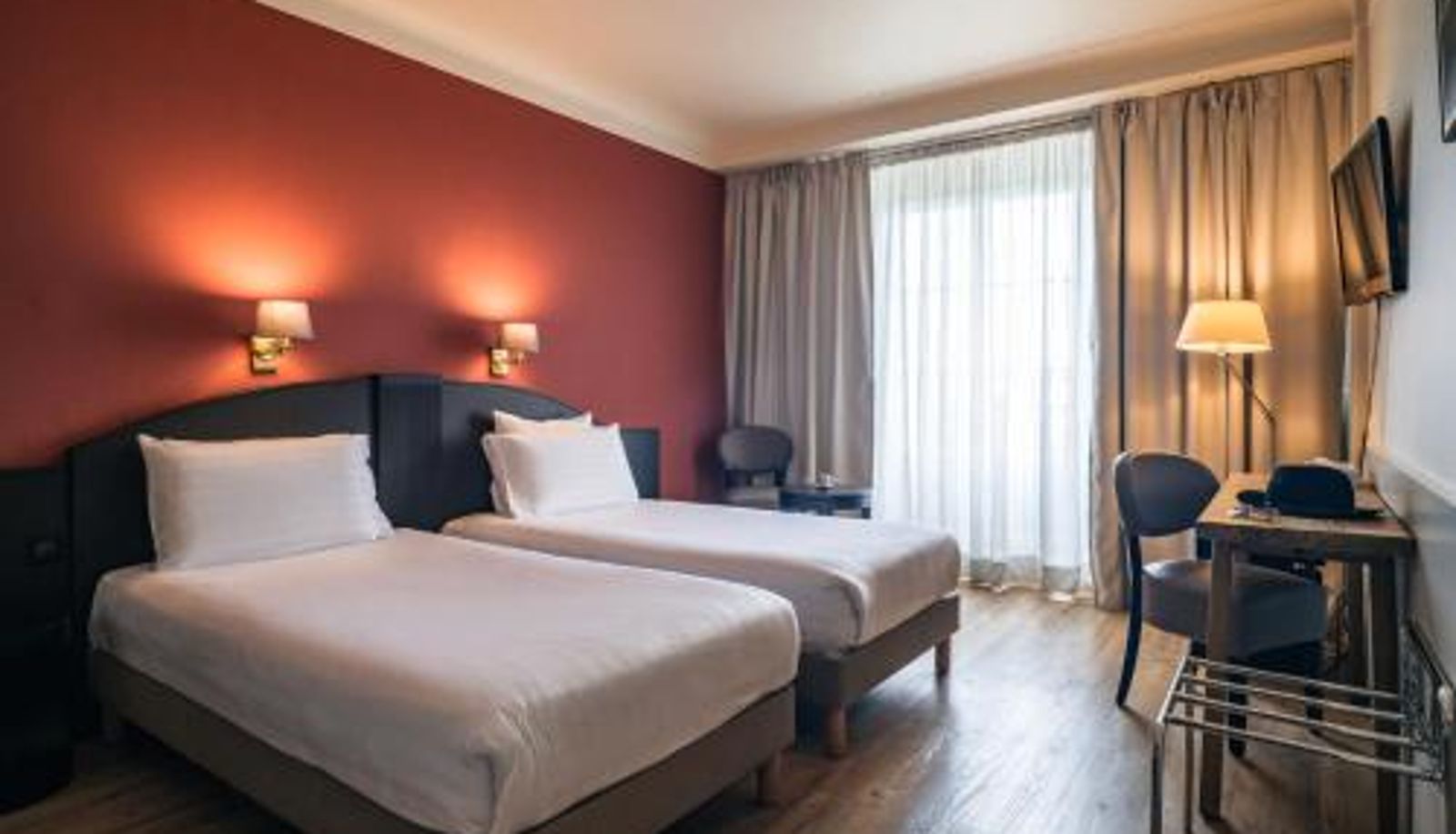 Zimmer - Le Grand Hotel By Stay Collection