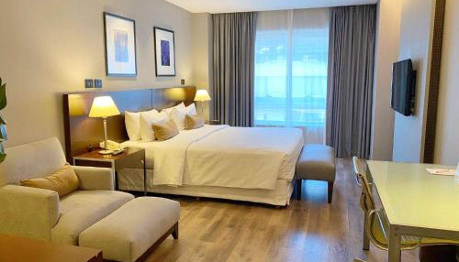 Info - 474 Buenos Aires Hotel