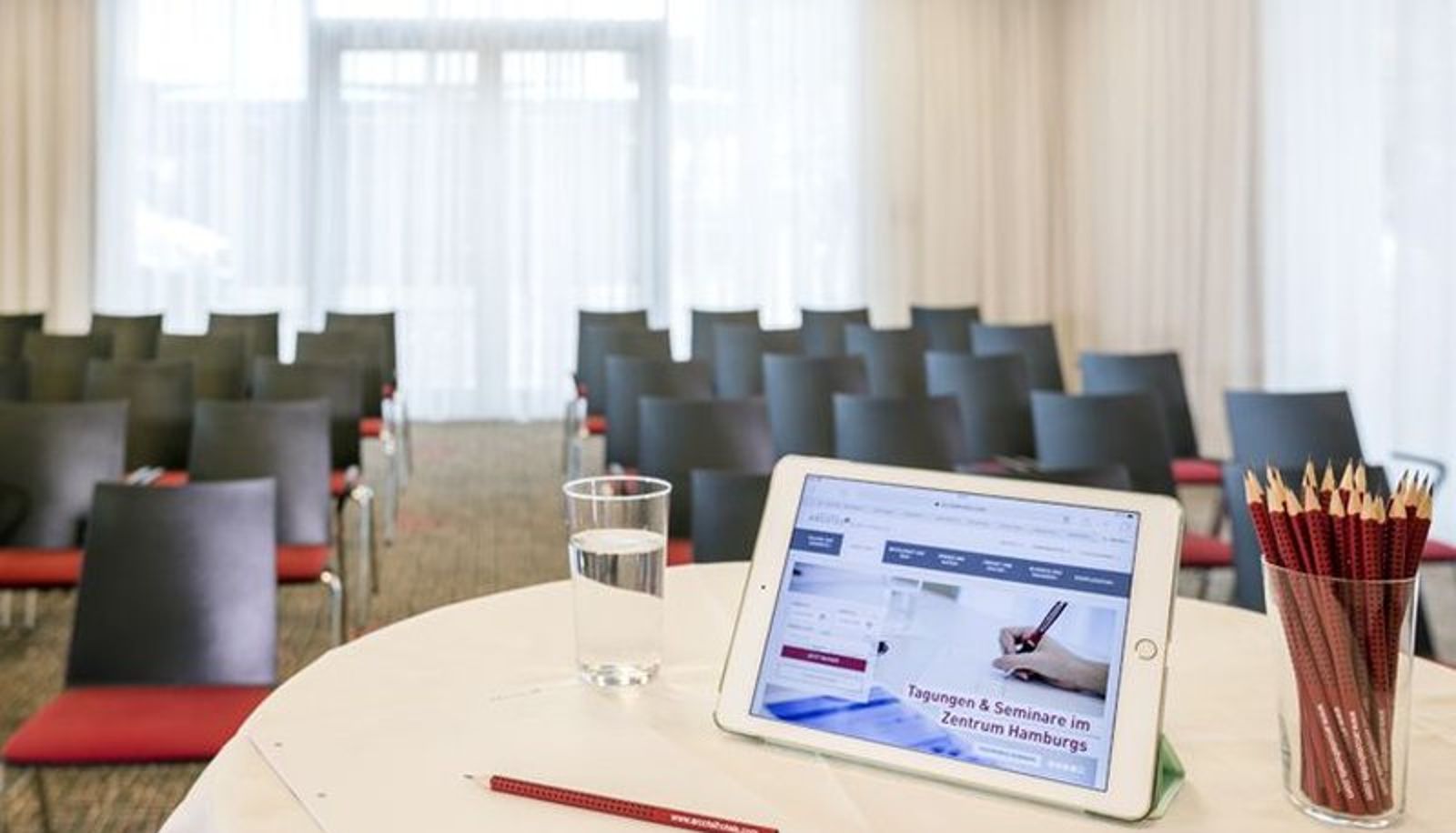 Sala de conferencias - Arcotel Rubin