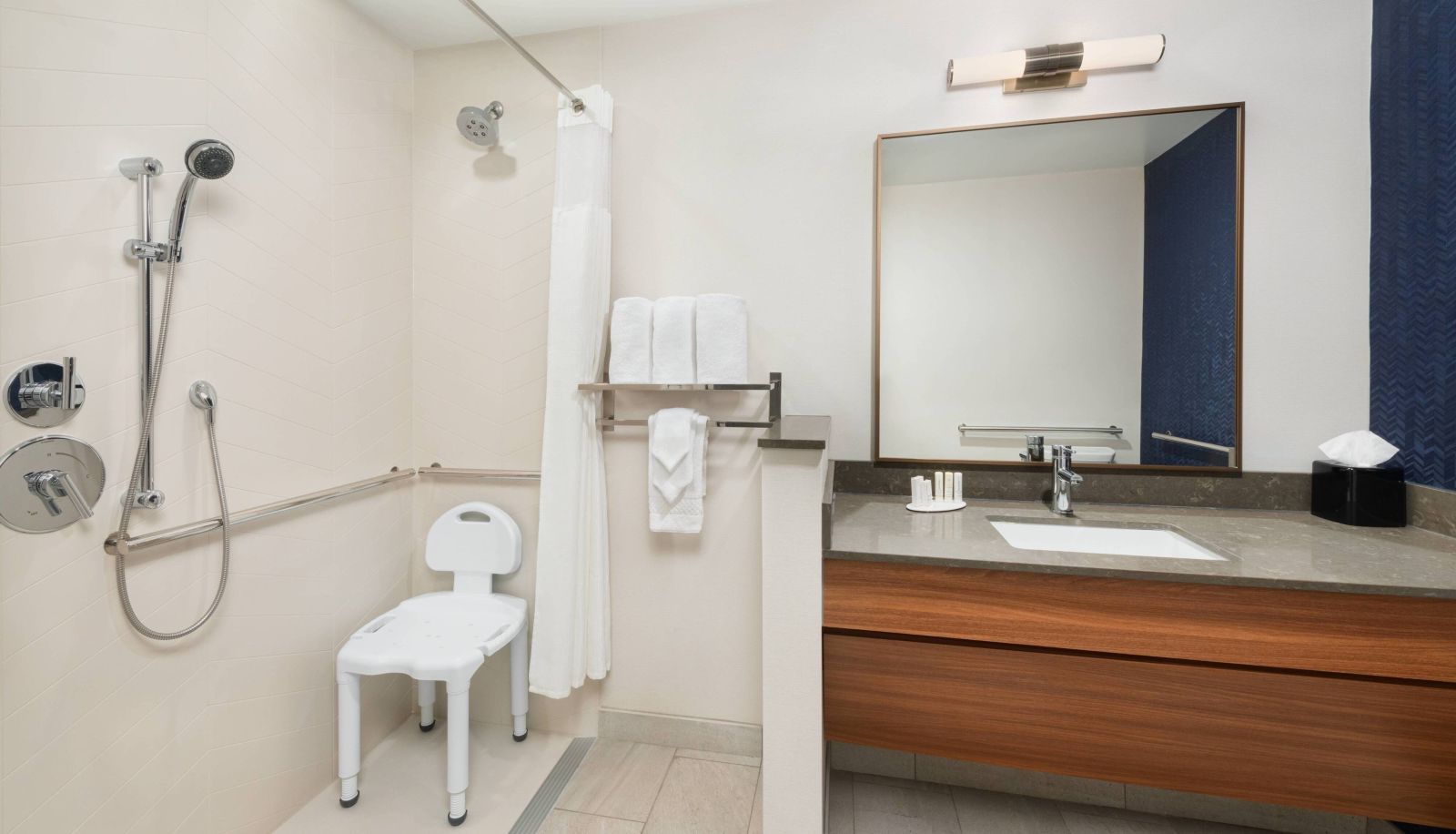 Room - Fairfield Inn and Suites by Marriott Santee