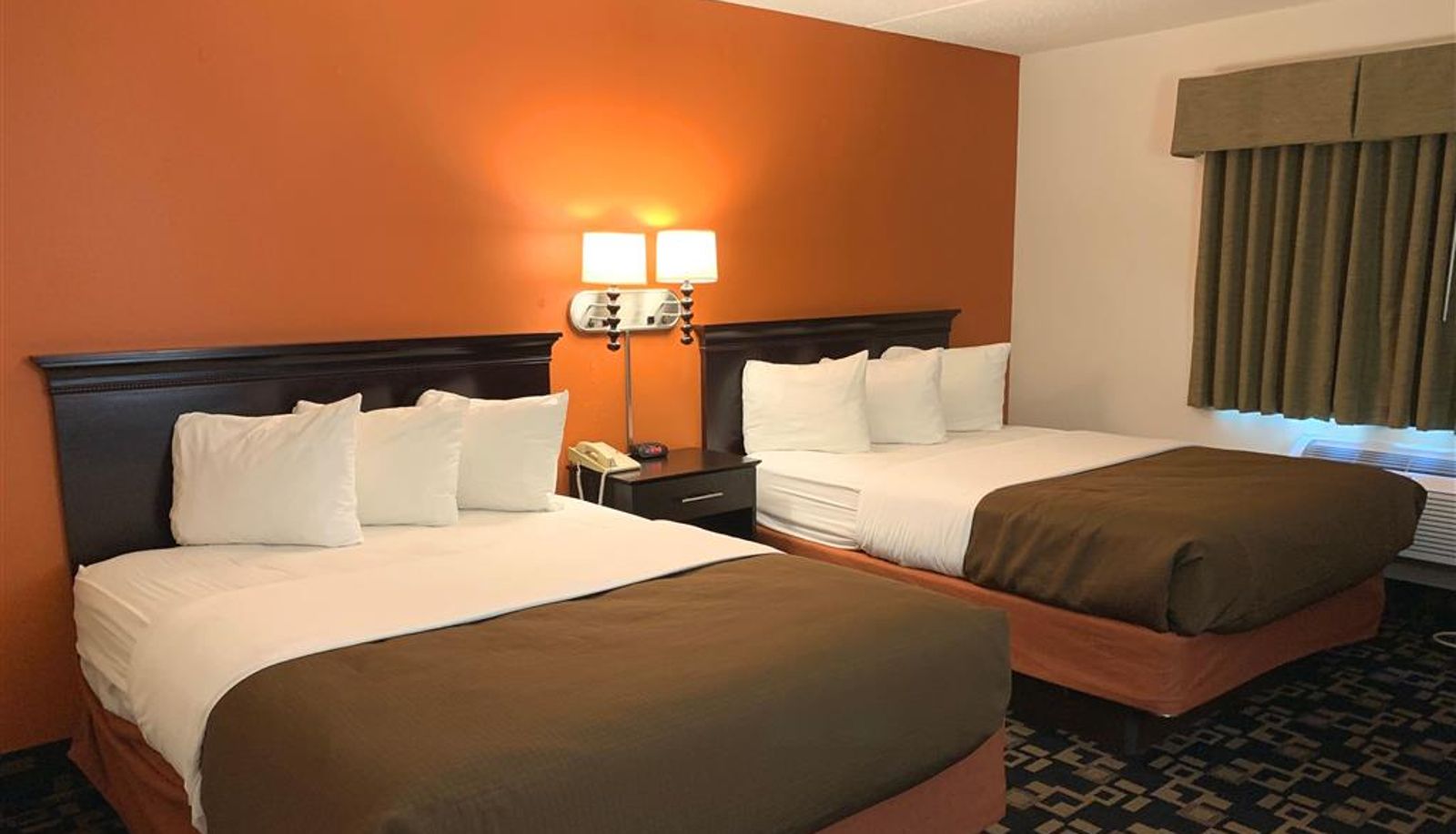 Zimmer - AmericInn by Wyndham Wausau