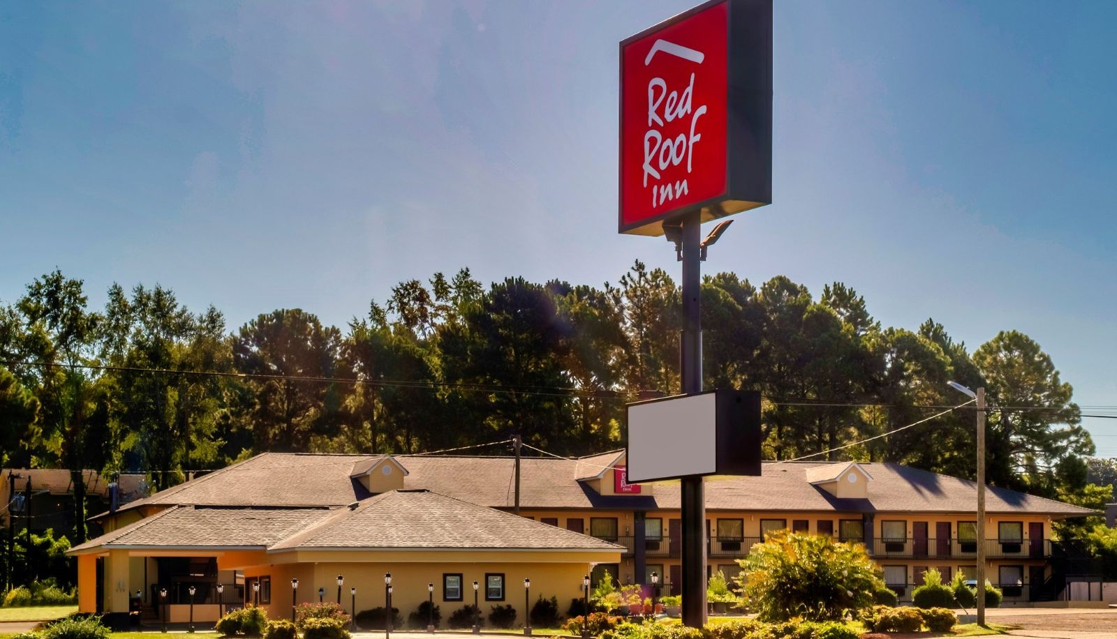 Info - MS Red Roof Inn Columbus