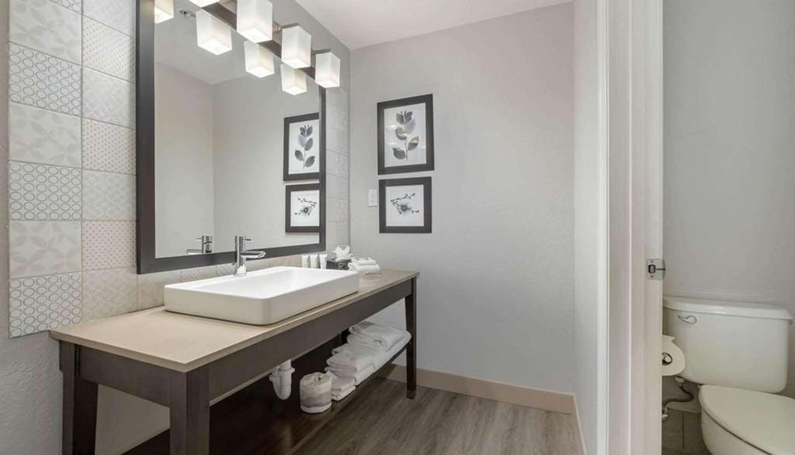 Zimmer - Country Inn & Suites by Radisson Port Canaveral FL