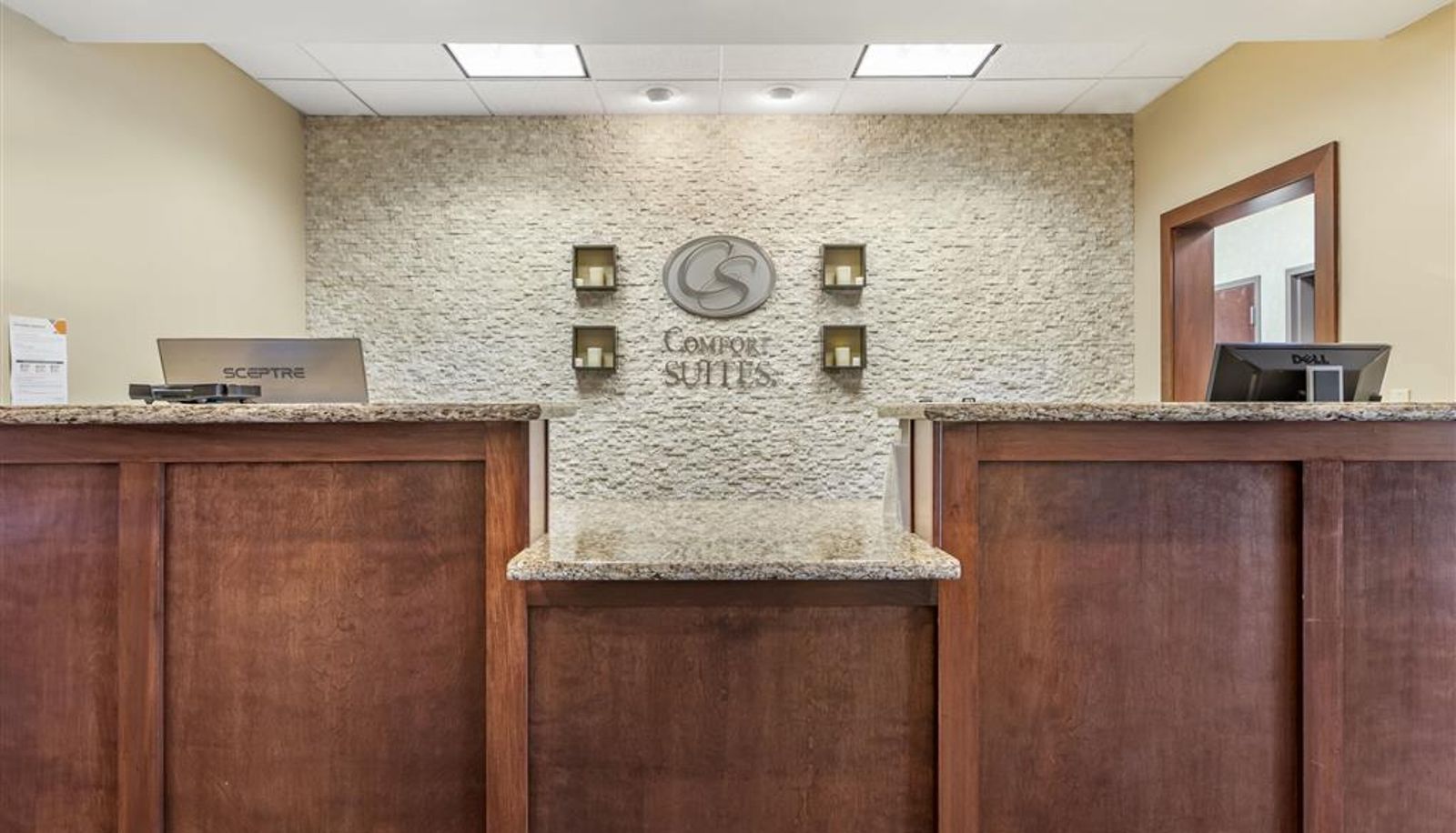 Sala - Comfort Suites Grand Rapids North