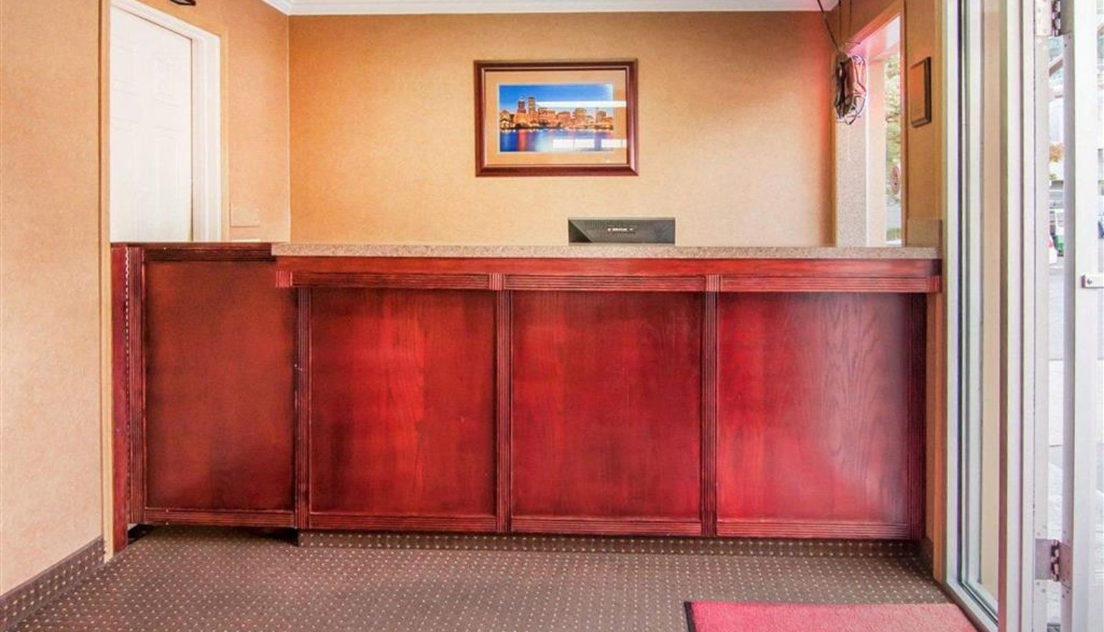 Hall - Econo Lodge Portland Downtown