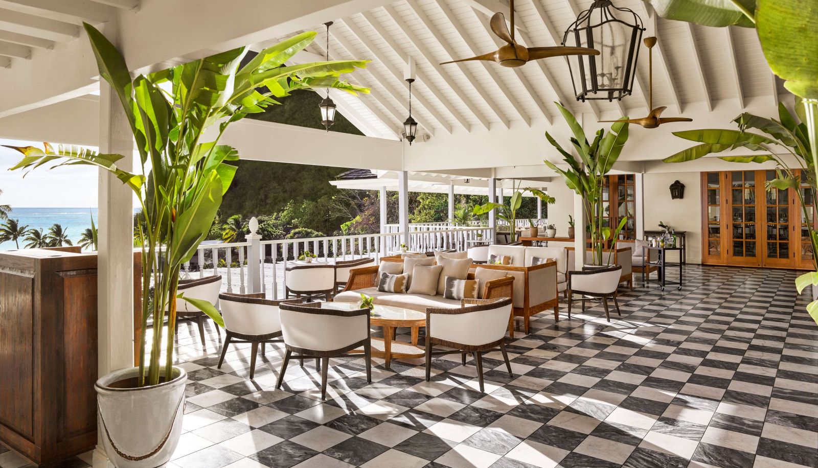 Bar - A Viceroy Resort Sugar Beach