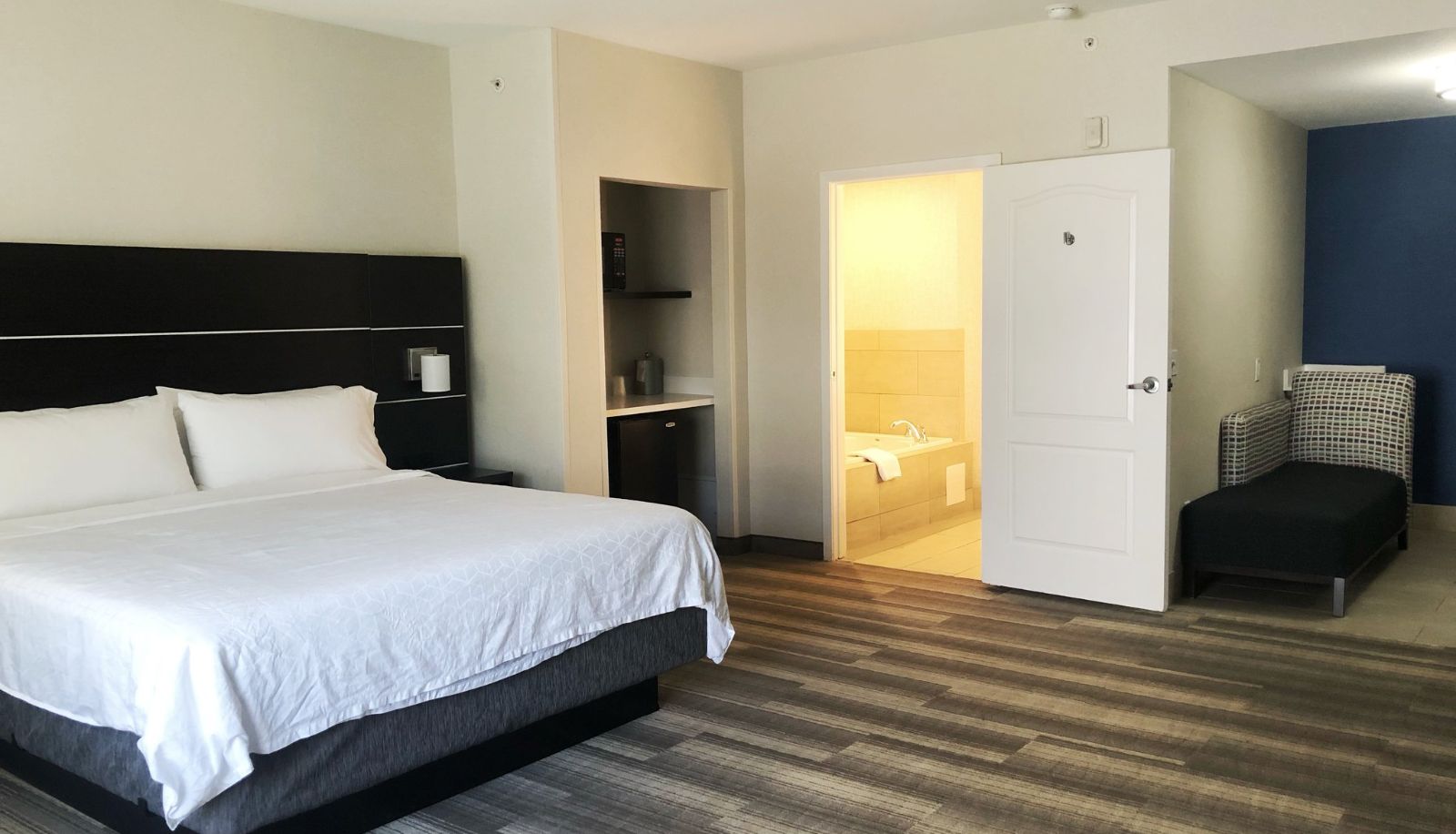 Zimmer - Holiday Inn Express & Suites EL DORADO HILLS by IHG