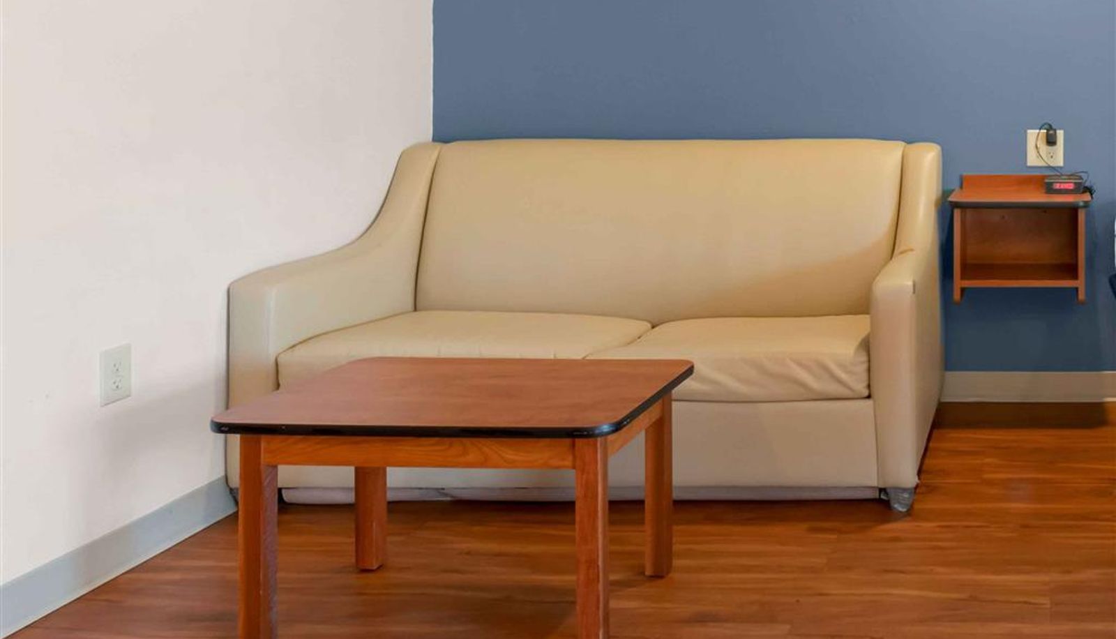Zimmer - Extended Stay America Select Suites - Charleston - Ashley Phosphate Rd.