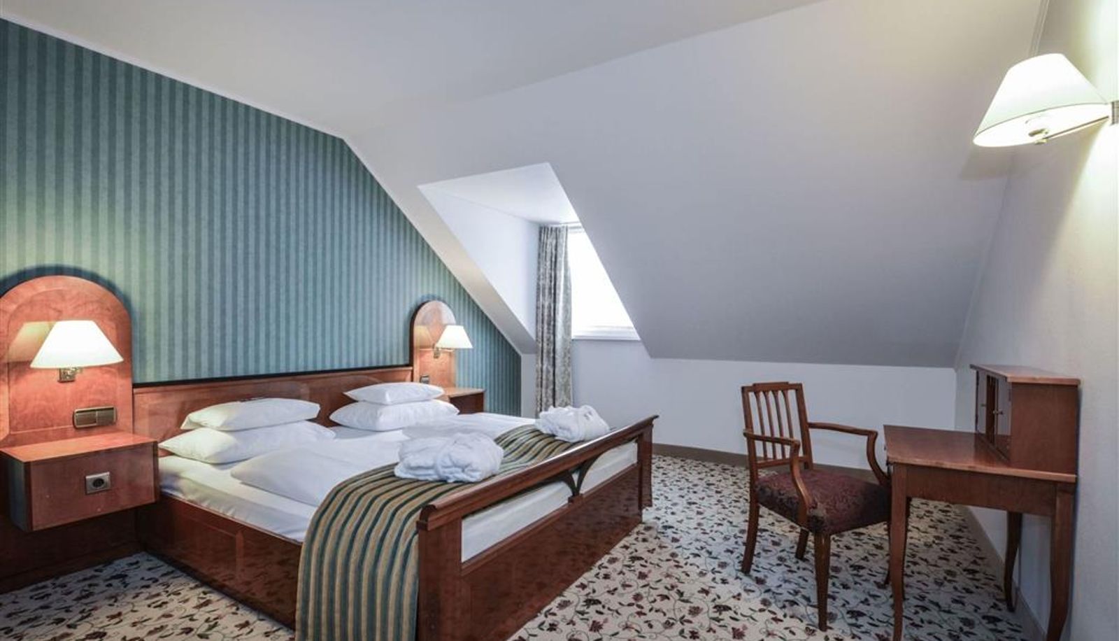 Room - Mercure Grand Hotel Biedermeier Wien