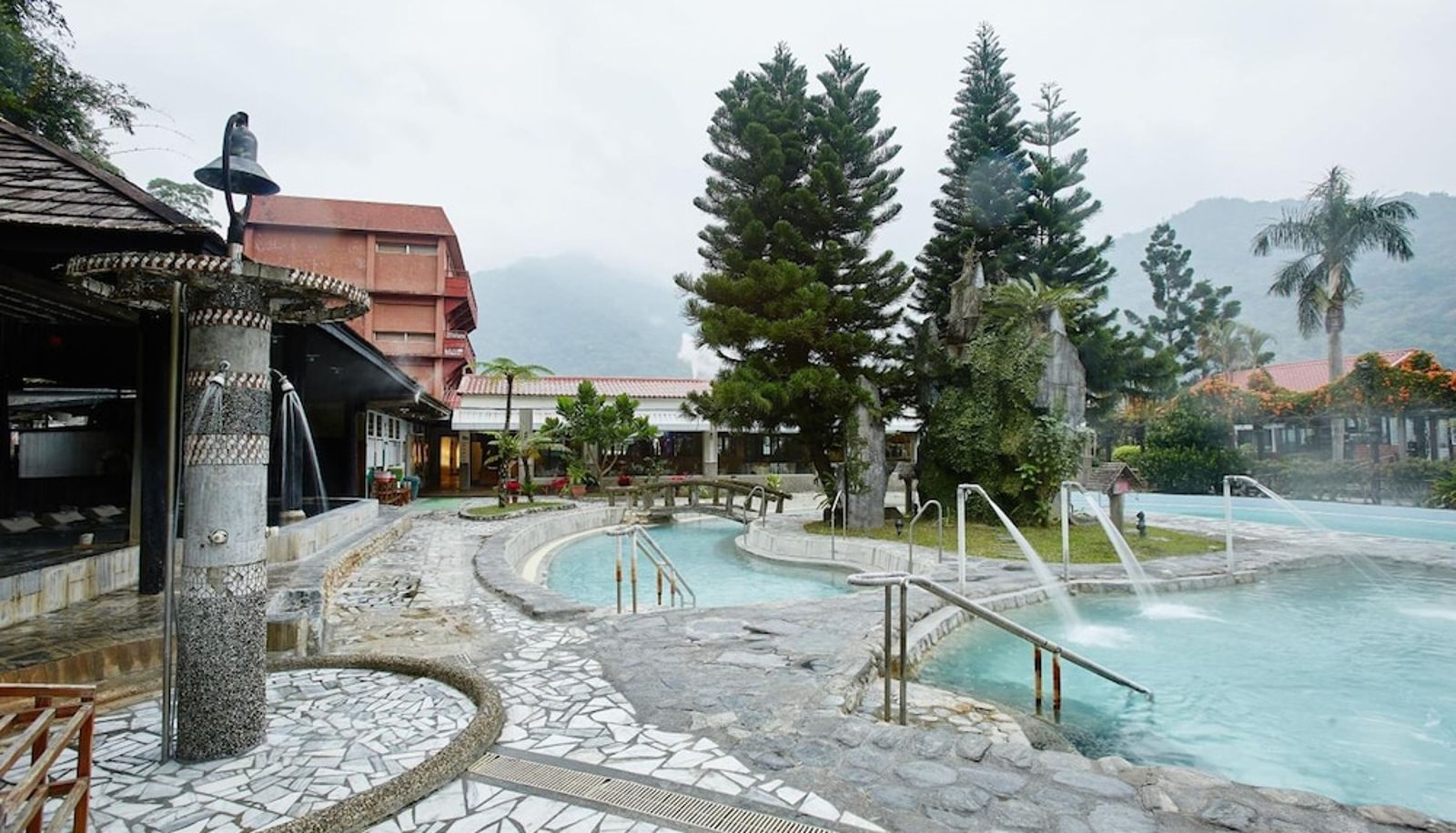 Pool - Rainbow Resort