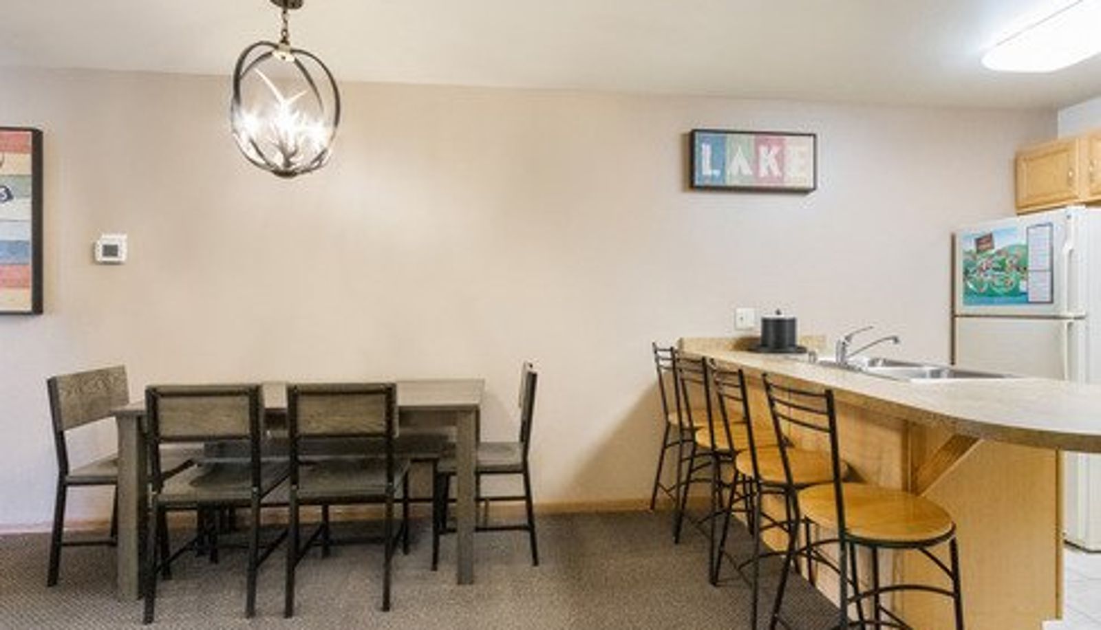 Room - TIMBER RIDGE LODGE AND WATERPARK