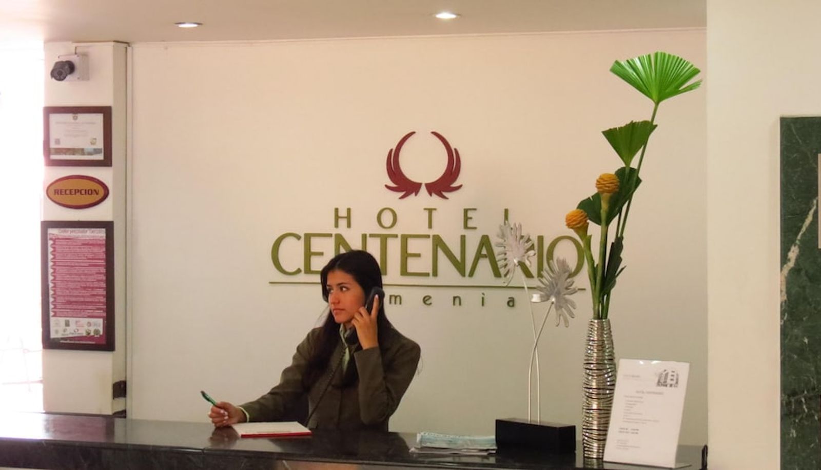 Reception - Hotel Centenario