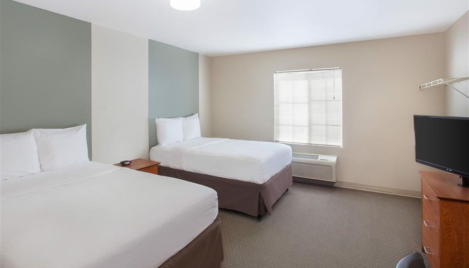 Zimmer - WoodSpring Suites Jacksonville Beach Blvd.