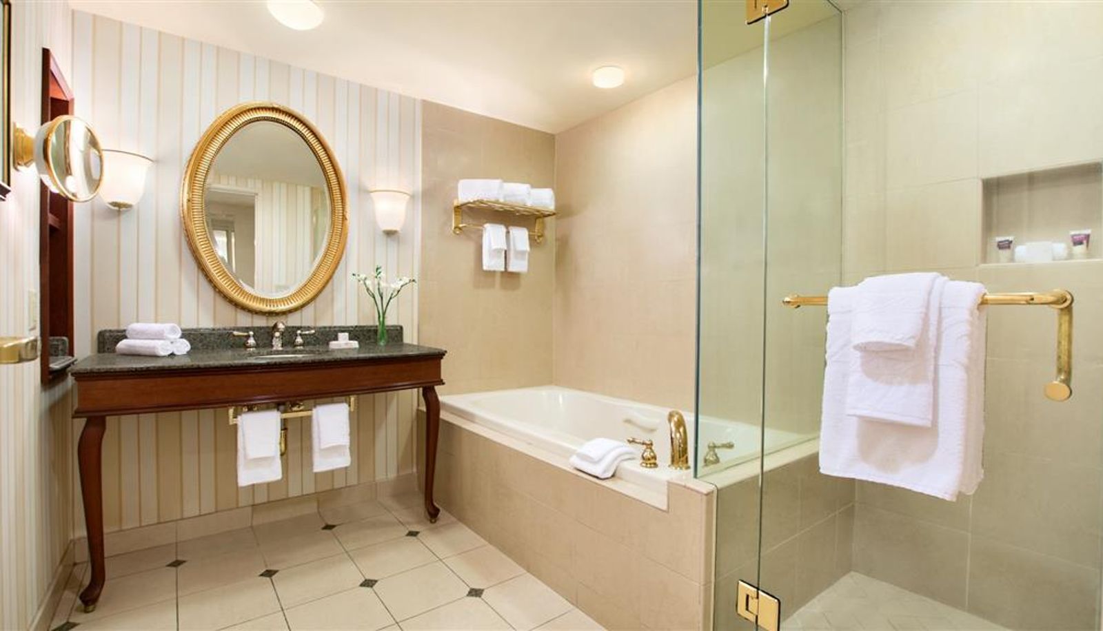 Room - Harrahs N.KC Casino