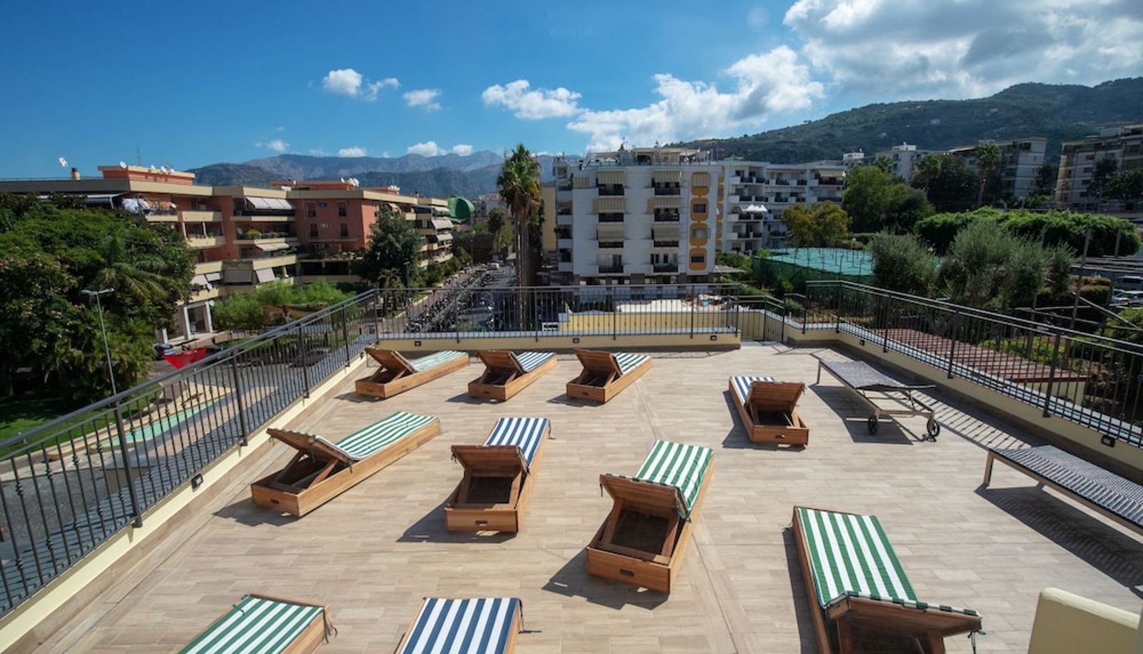 Terasse - Hotel Nice