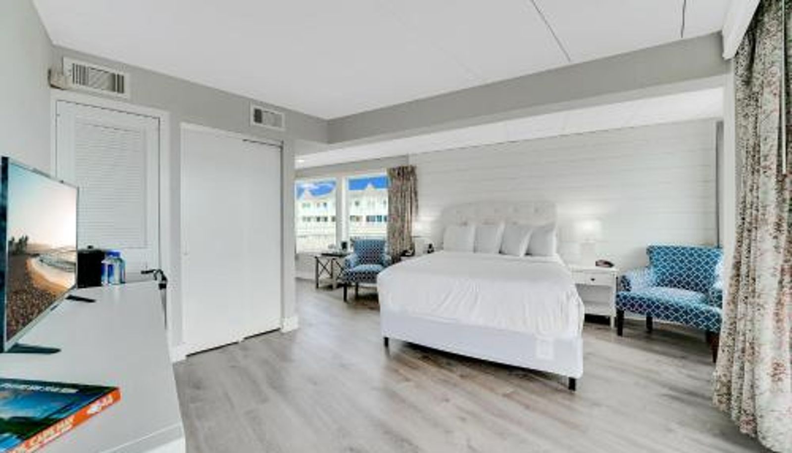 Zimmer - Montreal Beach Resort