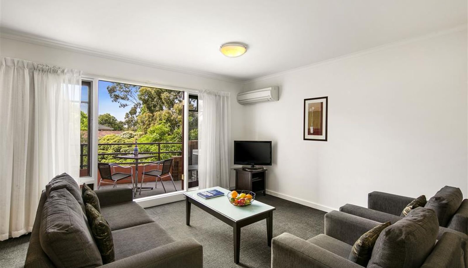 Zimmer - Comfort Apartments Royal Gardens